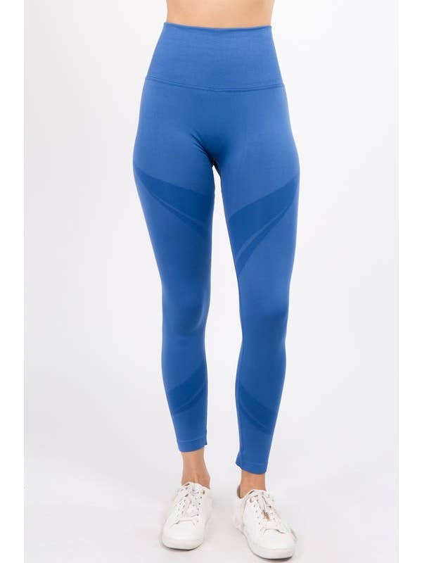 Active Wear Leggings w/ Leg Detail